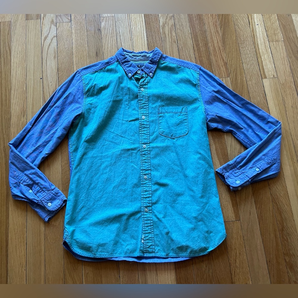Hawkings McGill Button Down Blue Green Two-Tone Dress Shirt - Medium